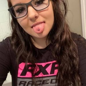 Meet your Posher, Brittney